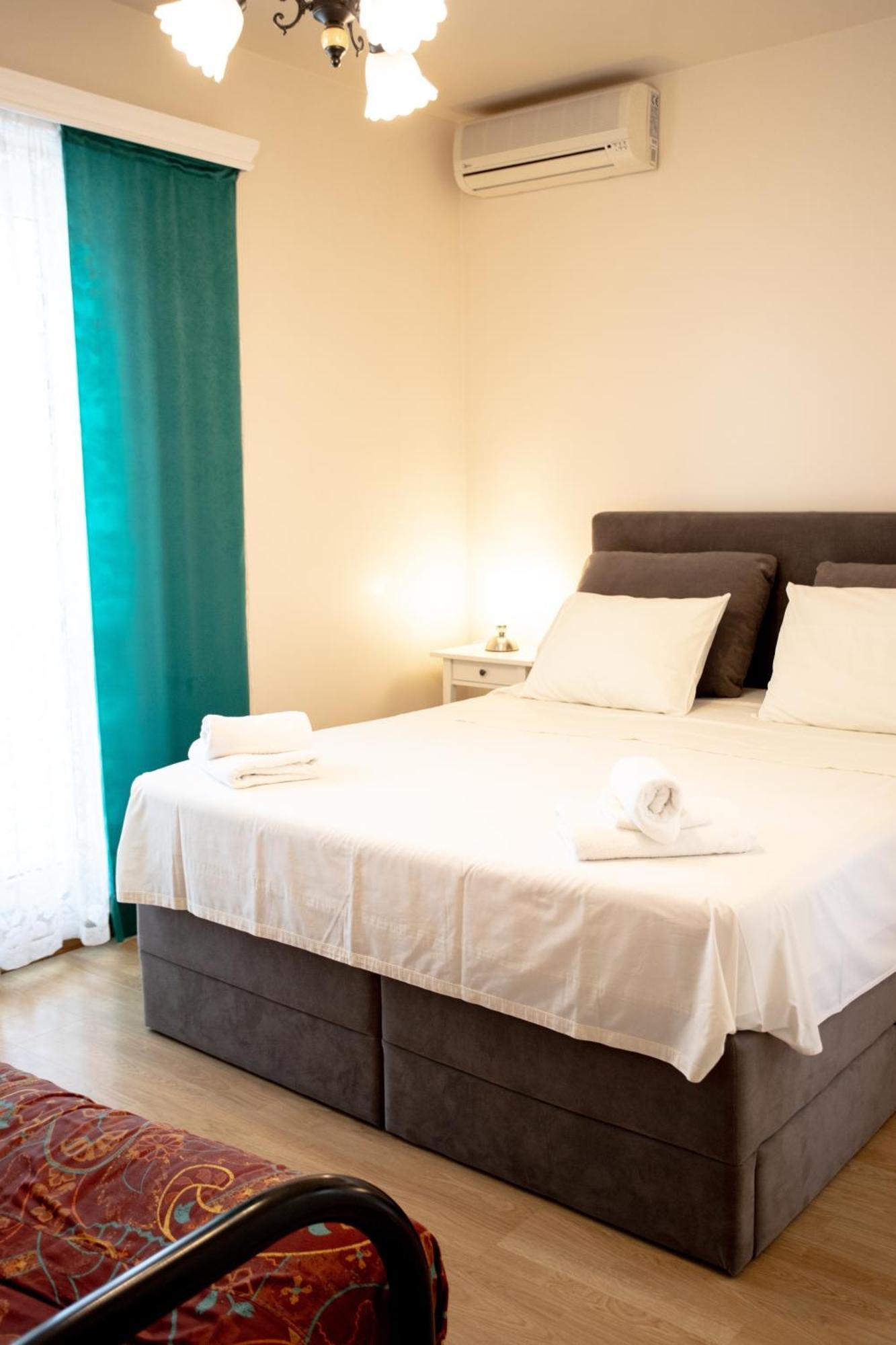Apartments Mijajov Dvor 수마르틴 객실 사진